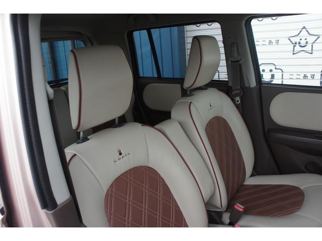 アルトラパン Ｇ　ＣＤ　ラジオ　ＵＳＢ　ＡＵＸ　エアコン　パワーステアリング　パワーウィンドウ　運転席エアバッグ　助手席エアバッグ　ＡＢＳ　スマートキー　盗難防止システム　衝突安全ボディ　ベンチシート　修復歴無し（12枚目）