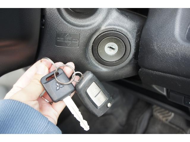 eKワゴン M CD ラジオ AUX エアコン パワーステアリング パワーウィンドウ 運転席エアバッグ 助手席エアバッグ ABS ESC スマートキー 盗難防止システム 衝突安全ボディ 修復歴無し(18枚目)