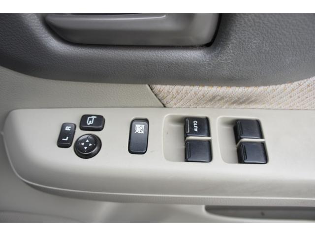 スペーシア Ｘ　ＣＤ　ラジオ　ＴＶ　ＡＵＸ　ナビ　ＥＴＣ　エアコン　パワーステアリング　パワーウィンドウ　運転席エアバッグ　助手席エアバッグ　ＡＢＳ　ＥＳＣ　スマートキー　盗難防止システム　衝突安全ボディ　修復歴無し（12枚目）