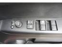 Ｇ　ＳＳパッケージ　ＣＤ　ＤＶＤ　ＴＶ　ナビ　エアコン　パワーステアリング　パワーウィンドウ　運転席エアバッグ　助手席エアバッグ　ＡＢＳ　ＥＳＣ　スマートキー　盗難防止システム　衝突安全ボディ　ベンチシート　修復歴無し（11枚目）