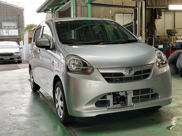 ミライース Ｘ　ＥＴＣ　ナビ　ＴＶ　アイドリングストップ　電動格納ミラー　ＣＶＴ　盗難防止システム　ＡＢＳ　衝突安全ボディ　エアコン　パワーステアリング　パワーウィンドウ　禁煙車両（13枚目）