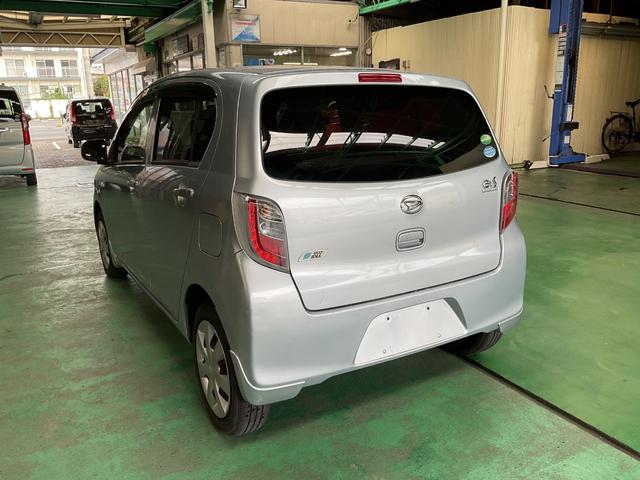 ミライース Ｘ　ＥＴＣ　ナビ　ＴＶ　アイドリングストップ　電動格納ミラー　ＣＶＴ　盗難防止システム　ＡＢＳ　衝突安全ボディ　エアコン　パワーステアリング　パワーウィンドウ　禁煙車両（17枚目）