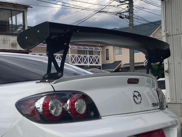 ＲＸ－８ タイプＲＳ　圧縮測定済み／純正レカロレザーシート／ＷＯＲＫ１８インチＡＷ／Ｒマジックマフラー／６ＭＴ／ＨＩＤ／カーボン調リアウイング（17枚目）