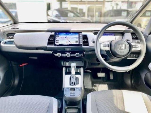 クロスター ホンダ認定中古車 距離数無制限保証1年付 納車整備費用込み ワンオーナー 禁煙車 ルーフレール Hondaコネクト 純正8インチナビ リアカメラ DVD Bluetooth 衝突軽減ブレーキ(9枚目)