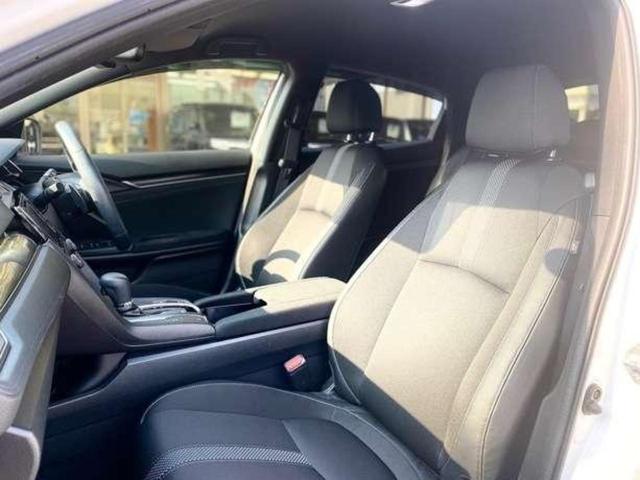 1.5 ホンダ認定中古車 距離数無制限保証2年付き 禁煙車 ワンオーナー 衝突軽減ブレーキ 渋滞追従機能 純正7インチナビ 純正18インチAW ETC2.0 運転席助手席電動シート LEDヘッドライト(9枚目)
