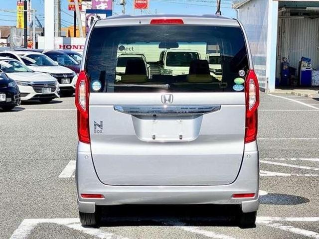 G・Lホンダセンシング ホンダ認定中古車 1年間距離数無制限保証付き 禁煙車 ワンオーナー 衝突軽減ブレーキ 踏み間違い抑制機能 はみ出し抑制機能 社外7インチナビ リアカメラ Bluetooth DVD TV ETC(11枚目)