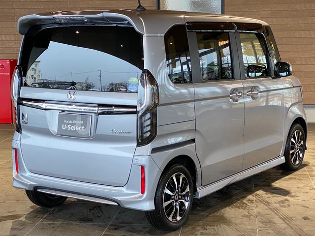 Ｎ－ＢＯＸカスタム Ｇ・Ｌホンダセンシング　ホンダ認定中古車　保証１年付き　禁煙車　衝突軽減ブレーキ　アダプティブクルーズコントロール　電動スライドドア　純正８インチナビバックカメラ　Ｂｌｕｅｔｏｏｔ　ＤＶＤ　ＥＴＣ　オートライト　純正ＡＷ（3枚目）