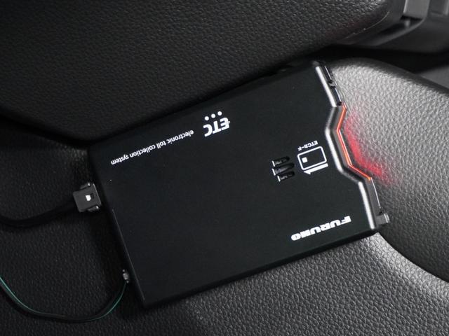 フィット ベーシック　ナビ　バックカメラ　ＥＴＣ　障害物センサー　アダプティブクルーズコントロール　電動パーキングブレーキ　プッシュスタート　スマートキー　Ｂｌｕｅｔｏｏｔｈ　ＣＤ　ＬＥＤヘッドライト　オートライト（12枚目）