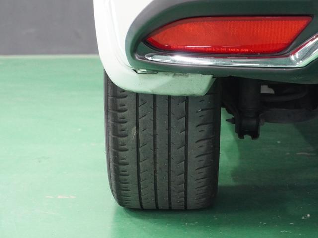 ヴェゼル ハイブリッドＺ・ホンダセンシング　ナビ　バックカメラ　前後ドライブレコーダー　ＥＴＣ　パドルシフト　アダプティブクルーズコントロール　シートヒーター　プッシュスタート　スマートキー　Ｂｌｕｅｔｏｏｔｈ　フルセグＴＶ　ＤＶＤ　ＵＳＢ接続（28枚目）