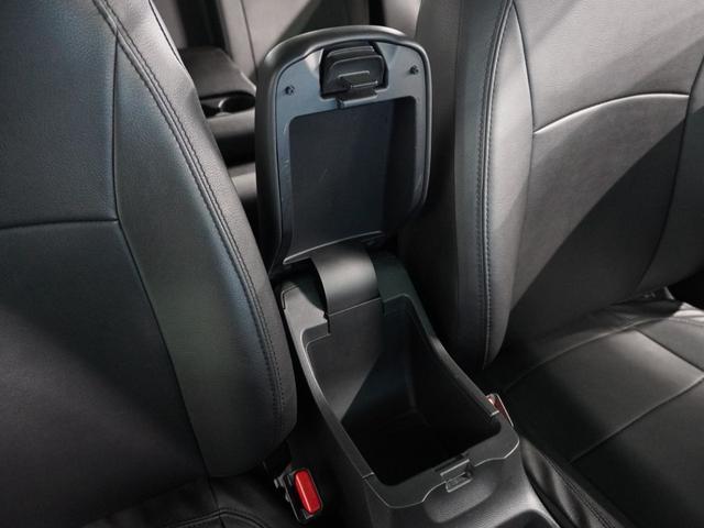 ヴェゼル e:HEVX ナビ バックカメラ 障害物センサー パドルシフト アダプティブクルーズコントロール 電動パーキングブレーキ プッシュスタート スマートキー Bluetooth フルセグTV DVD USB接続(30枚目)