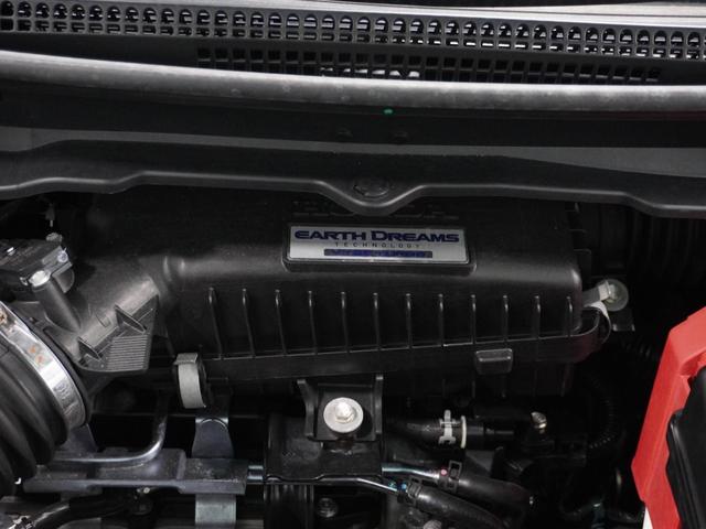 エンジンルームもクリーニング済みです。販売後、専任のメカニックが大切に整備させて頂きます。