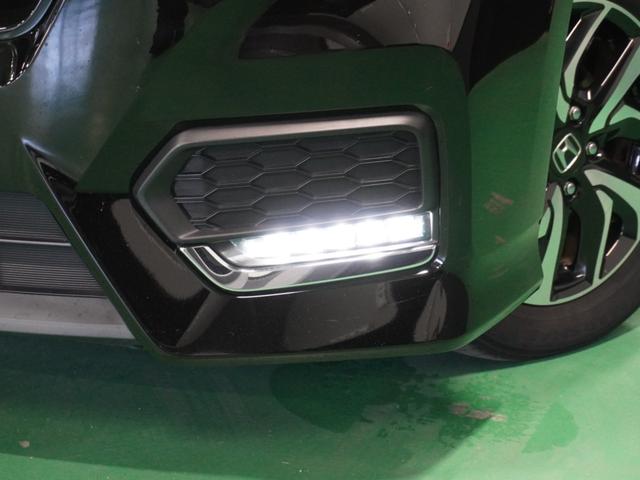 【フォグランプ】霧の時や夜の走行に便利なフォグランプです。