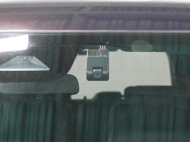 ステップワゴン ｅ：ＨＥＶスパーダ　ナビ　バックカメラ　前後ドライブレコーダー　両側電動スライドドア　障害物センサー　パドルシフト　アダプティブクルーズコントロール　シートヒーター　リアオートエアコン　オートサイドステップ　スマートキー（8枚目）