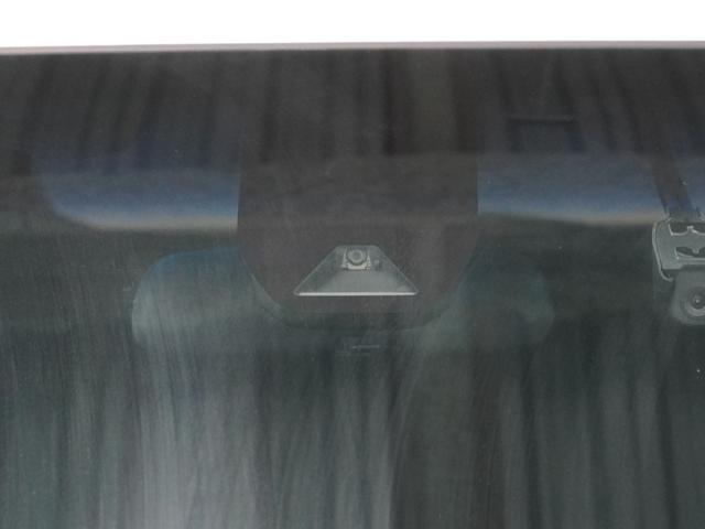 オデッセイハイブリッド e:HEVアブソルート・EX フリップダウンモニター 全方位カメラ ナビ 前後ドライブレコーダー ETC2.0 障害物センサー 両側電動スライドドア リアオートエアコン アダプティブクルーズコントロール シートヒーター 電動シート(7枚目)