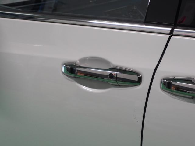 オデッセイハイブリッド e:HEVアブソルート・EX フリップダウンモニター 全方位カメラ ナビ 前後ドライブレコーダー ETC2.0 障害物センサー 両側電動スライドドア リアオートエアコン アダプティブクルーズコントロール シートヒーター 電動シート(23枚目)