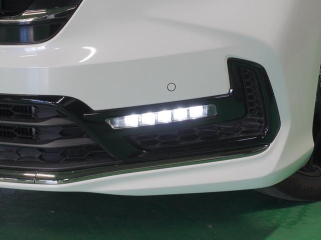 オデッセイハイブリッド e:HEVアブソルート・EX フリップダウンモニター 全方位カメラ ナビ 前後ドライブレコーダー ETC2.0 障害物センサー 両側電動スライドドア リアオートエアコン アダプティブクルーズコントロール シートヒーター 電動シート(26枚目)