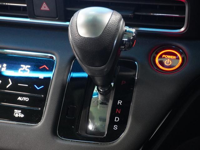 オデッセイハイブリッド e:HEVアブソルート・EX フリップダウンモニター 全方位カメラ ナビ 前後ドライブレコーダー ETC2.0 障害物センサー 両側電動スライドドア リアオートエアコン アダプティブクルーズコントロール シートヒーター 電動シート(50枚目)