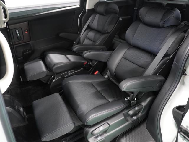 オデッセイハイブリッド e:HEVアブソルート・EX フリップダウンモニター 全方位カメラ ナビ 前後ドライブレコーダー ETC2.0 障害物センサー 両側電動スライドドア リアオートエアコン アダプティブクルーズコントロール シートヒーター 電動シート(63枚目)