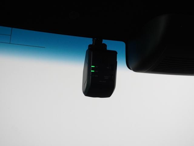 N-BOXカスタム L ナビ バックカメラ ドライブレコーダー ETC 両側電動スライドドア 障害物センサー アダプティブクルーズコントロール シートヒーター 電動パーキングブレーキ プッシュスタート スマートキー TV(9枚目)