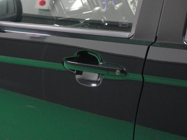 �y�X�}�[�g�L�[�z���������Ă���{�^�������������ŃG���W���n���B�h�A�̎{�����{�^�������������B���͖������Ȃ��l�Ƀ|�P�b�g�ɓ��ꂽ�܂܁B