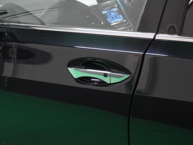 �y�X�}�[�g�L�[�z���������Ă���{�^�������������ŃG���W���n���B�h�A�̎{�����{�^�������������B���͖������Ȃ��l�Ƀ|�P�b�g�ɓ��ꂽ�܂܁B