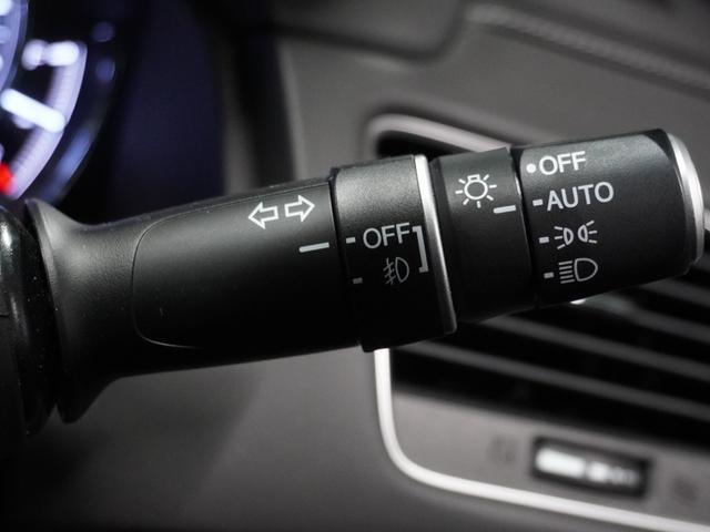 �y�I�[�g���C�g�z���̖͂��邳�ɉ����Ď����Ńw�b�h���C�g�̓_���E�������ł���@�\�ł��B���C�g�̕t���Y��E�����Y��Ȃǂ������Ȃ�A�J�̓���[���̑��s�����S�B�g���l���ʉߎ����֗��ł��B