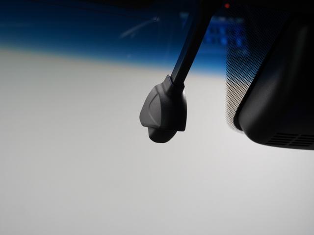 �y�h���C�u���R�[�_�[�z���S�E���S�ȃJ�[���C�t�ɕK�{�̃h���C�u���R�[�_�[�𑕔��B������^�]�⎖�̂ɑ��������ۂ̏󋵂��f���ŋL�^���A����̃��X�N�ɔ����܂��B