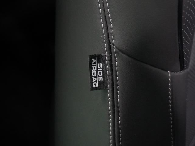 �y�T�C�h�G�A�o�b�O�z�T�C�h�G�A�o�b�N��W���������Ă��܂��B�z���_�J�[�Y����܂ł��z�����������B