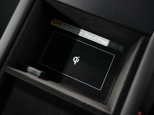 �y���C�����X�[�d��z�p���i�`�[�j�K�i�Ή��̃��C�����X�[�d�킪���ڂ���Ă���܂��B�P�[�u���𔲂����������ɉ��K�ɃX�}�z�[�d���������܂��B