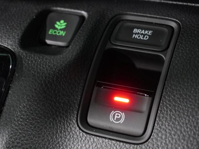 �y�d���p�[�L���O�u���[�L�z��ň��������̃T�C�h�u���[�L�⑫���ݎ��̃T�C�h�u���[�L�̑���ƂȂ���̂ŁA�w��̊ȒP����Ńp�[�L���O�u���[�L���쓮��������������肷�邱�Ƃ��\�ł��B