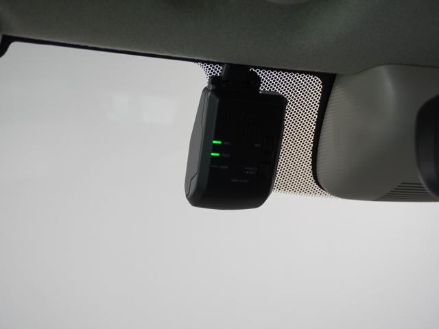 �y�h���C�u���R�[�_�[�z���S�E���S�ȃJ�[���C�t�ɕK�{�̃h���C�u���R�[�_�[�𑕔��B������^�]�⎖�̂ɑ��������ۂ̏󋵂��f���ŋL�^���A����̃��X�N�ɔ����܂��B