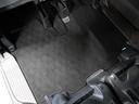 【フロアマット】フロアマットもキレイな状態となっております。ご納車前にも徹底的に洗浄・掃除した後ご納車させていただきます。