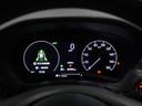 【メーター】メーターもシンプルで見やすいレイアウトなので安心ドライブをサポートします。
