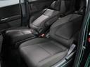 【運転席・助手席】座り心地の良い運転席・助手席です。長時間のドライブの疲れ軽減に貢献します。どうぞ快適なドライブを。