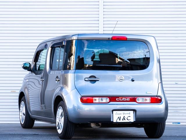 キューブ １５Ｘ　全国対応１年保証　スマートキー　プッシュスタート　ナビ　バックカメラ　Ｂｌｕｅｔｏｏｔｈ　ＥＴＣ車載器　マニュアルエアコン　電動格納ミラー　アイドリングストップ　スペアタイヤ　ＰＳ　ＰＷ（19枚目）