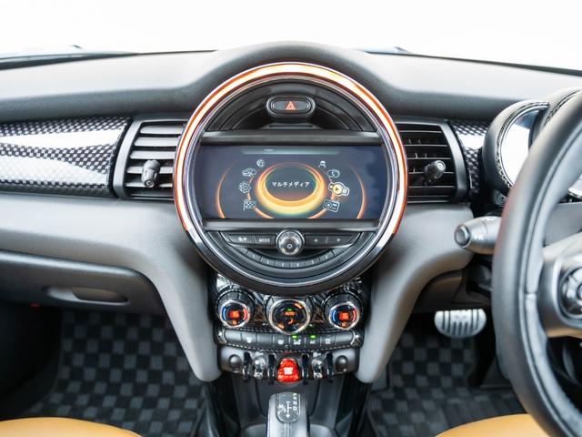 ＭＩＮＩ クーパーＳ　クーパーＳ　ツートンカラー　ローダウン　社外アルミ　スマートキー　純正ナビ　Ｂｌｕｅｔｏｏｔｈ　ＭＩＮＩドライビングモード　シートカバー　ステアリングスイッチ　オートエアコン　電動格納ミラー（43枚目）