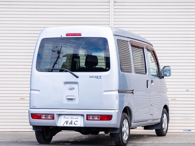 ハイゼットカーゴ クルーズターボ 全国対応1年保証 車検2年 4WD キーレス ハイルーフ 5M/T ETG車載器 オーバーヘッドコンソール 電動格納ミラー エアコン パワーステアリング パワーウィンドウ Wエアバック(18枚目)