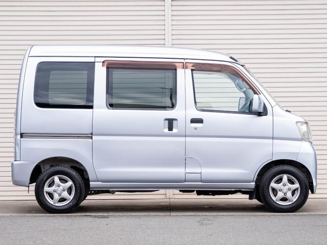 ハイゼットカーゴ クルーズターボ 全国対応1年保証 車検2年 4WD キーレス ハイルーフ 5M/T ETG車載器 オーバーヘッドコンソール 電動格納ミラー エアコン パワーステアリング パワーウィンドウ Wエアバック(23枚目)