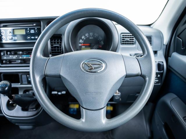 ハイゼットカーゴ クルーズターボ 全国対応1年保証 車検2年 4WD キーレス ハイルーフ 5M/T ETG車載器 オーバーヘッドコンソール 電動格納ミラー エアコン パワーステアリング パワーウィンドウ Wエアバック(34枚目)