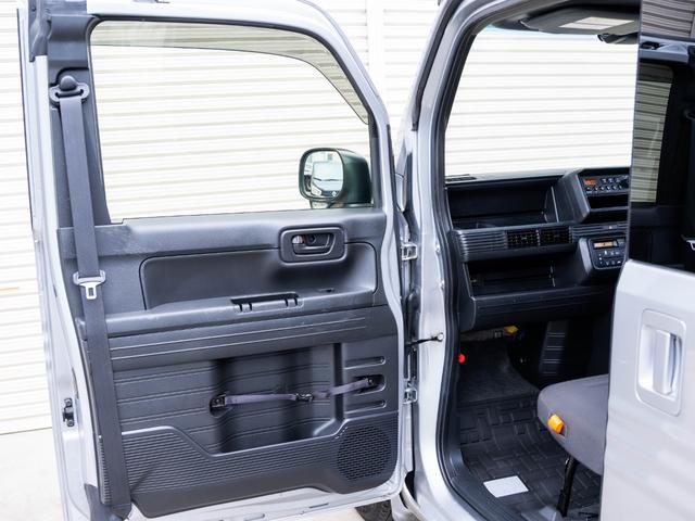 知識・経験共に豊富なスタッフがお客様にピッタリな一台をご案内させて頂きます!お車の詳細などもお気軽にご連絡下さい。