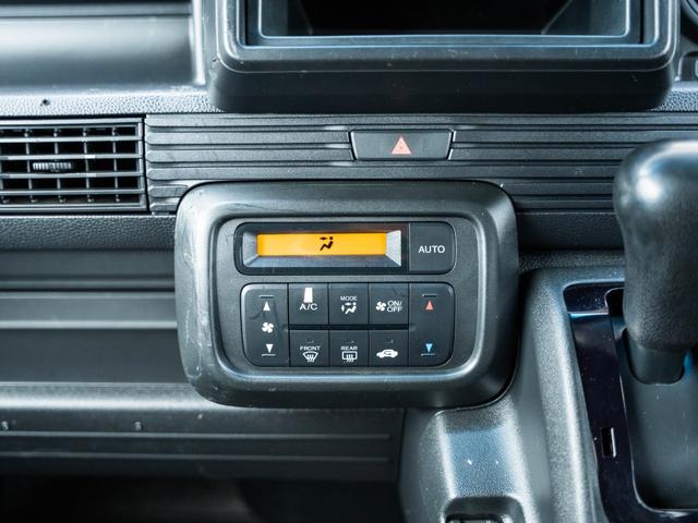 当店自慢の室内清掃を是非ご確認ください!シートは専用装置にて徹底クリーニング!さらに室内全体も大手食品工場などで使われる清掃・除菌装置を導入し徹底した作業を行っています!