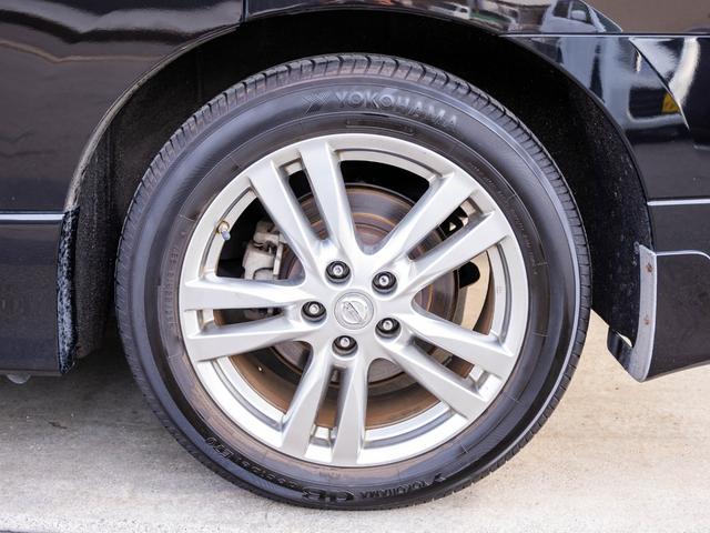 エルグランド ２５０ハイウェイスター　全国１年保証　スマートキー　プッシュスタート　両側パワースライドドア　純正ナビ　Ｂｌｕｅｔｏｏｔｈ　アラウンドビュー　後席モニター　フルオートエアコン　オートライト　ラゲッジルームシガーソケット（53枚目）