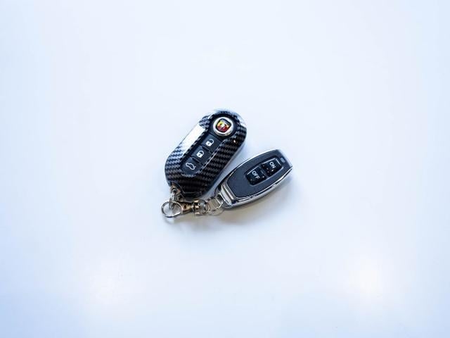 アバルト５９５ ツーリズモ（10枚目）