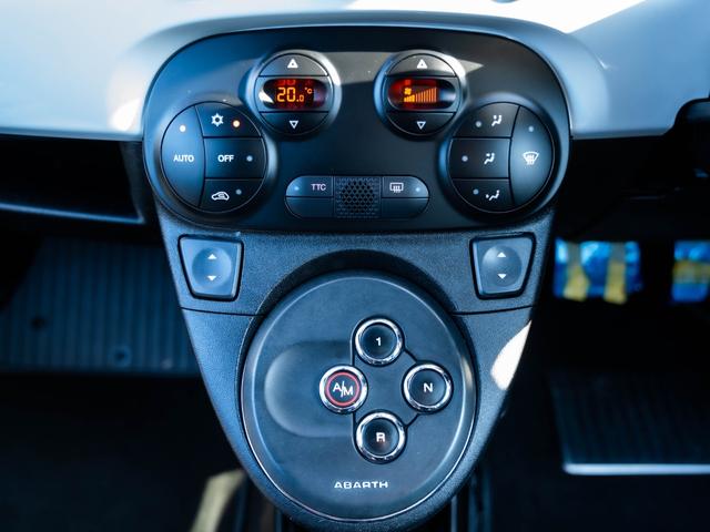 アバルト５９５ ツーリズモ（38枚目）