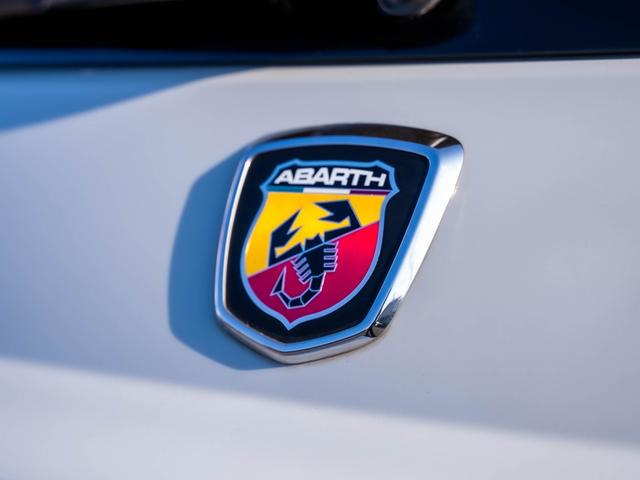 アバルト５９５ ツーリズモ（45枚目）