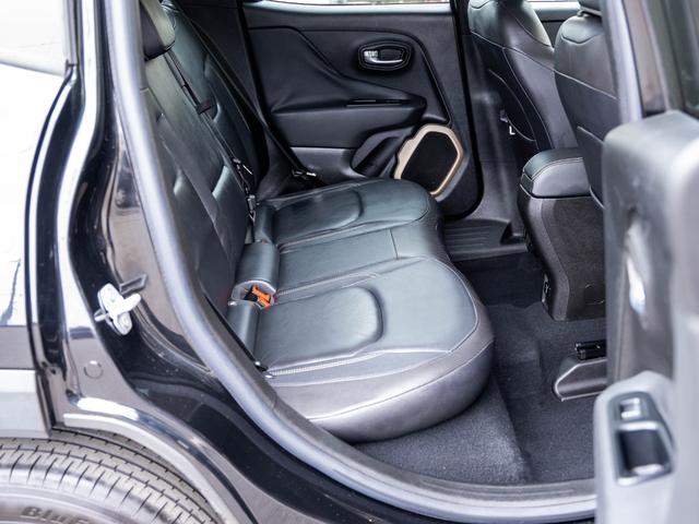 知識・経験共に豊富なスタッフがお客様にピッタリな一台をご案内させて頂きます！お車の詳細などもお気軽にご連絡下さい。