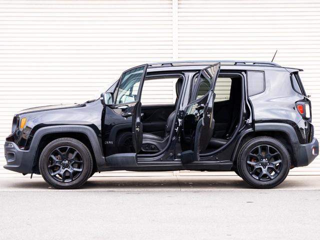 お問合わせが集中している車両に関しましては、ご来店頂いた際に既に売約済みとなっている事もございます。ご来店前には在庫確認のご連絡をお願い致します。