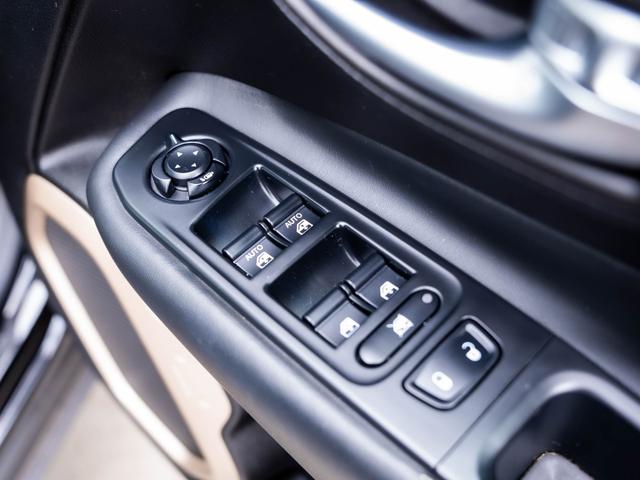 在庫台数が多いため車両置き場が数か所に分かれています。ご来店前にお目当てのお車と来店時間のご連絡を頂けますとお待たせすることなくスムーズな対応をさせて頂くことが可能です。