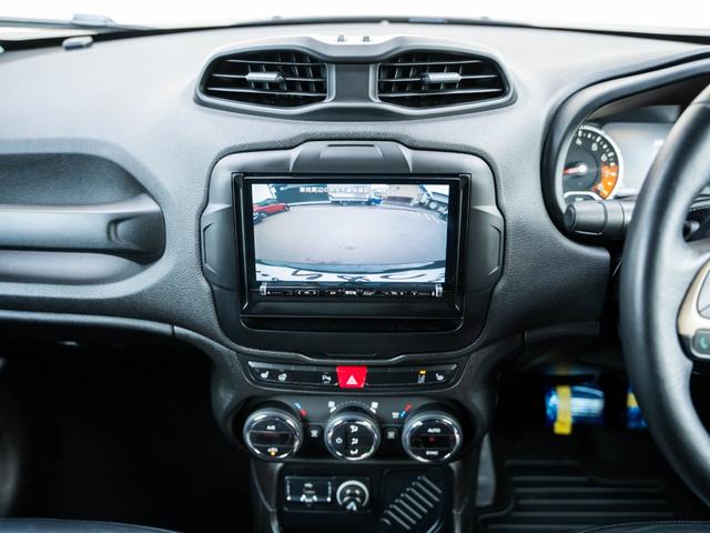 在庫台数が多いため車両置き場が数か所に分かれています。ご来店前にお目当てのお車と来店時間のご連絡を頂けますとお待たせすることなくスムーズな対応をさせて頂くことが可能です。