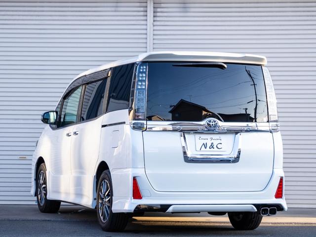 ヴォクシー ＺＳ　煌（20枚目）